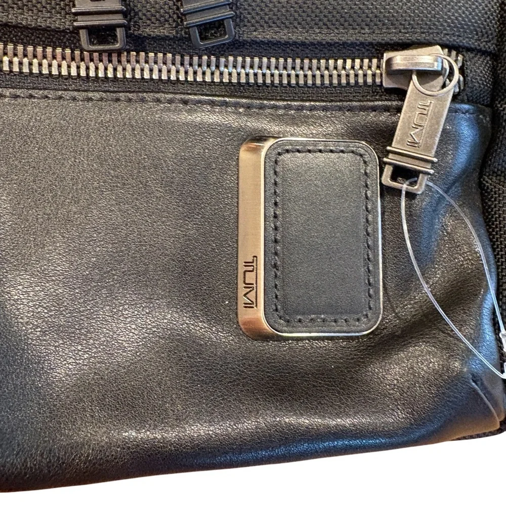 NEW Tumi Kelley Alpha Bravo Black Ballistic Nylon Waist Bag